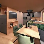 183 Apartamento *